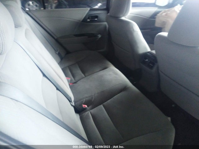 2016 HONDA ACCORD SEDAN EX VIN: 1HGCR2F73GA242595