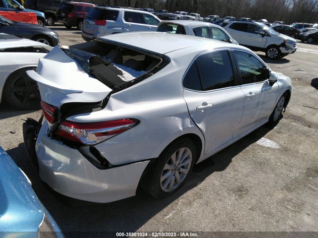 2018 Toyota Camry, VIN: JTNB11HK4J3033662