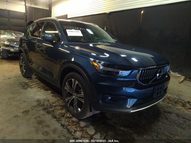 2022 Volvo XC40, VIN: YV4162UL7N2661245