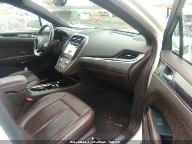 2016 Lincoln MKC, VIN: 5LMCJ4D98GUJ15452