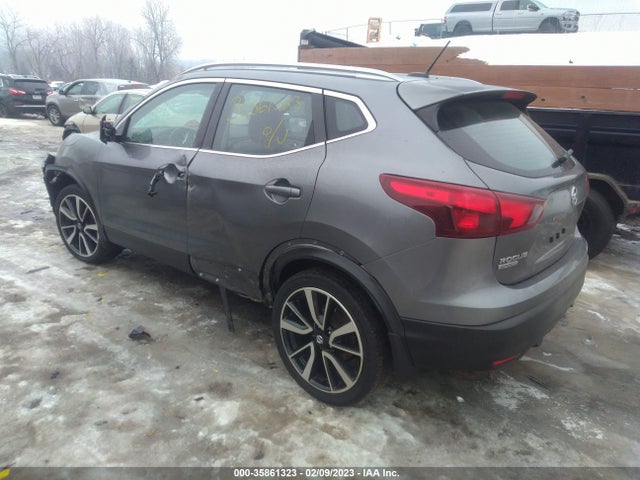 2017 NISSAN ROGUE SPORT SL VIN: JN1BJ1CPXHW008347