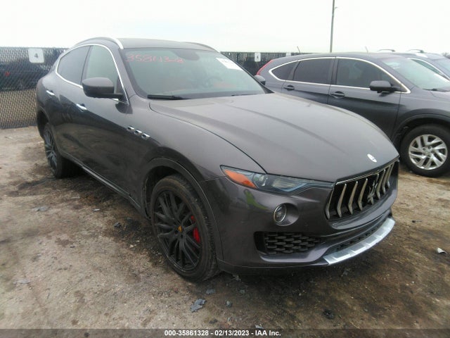 2017 Maserati Levante, VIN: ZN661XUL2HX228071