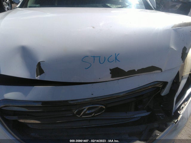 2015 Hyundai Sonata, VIN: 5NPE34AF7FH035055