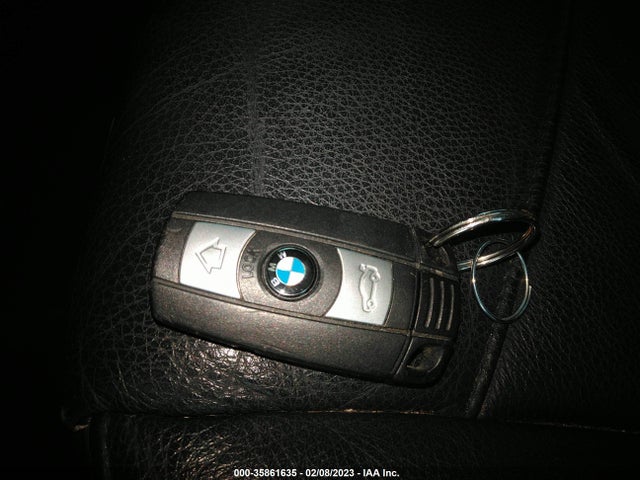 BMW 3 Series 2010 WBAPH5G56ANM34561 Image 3