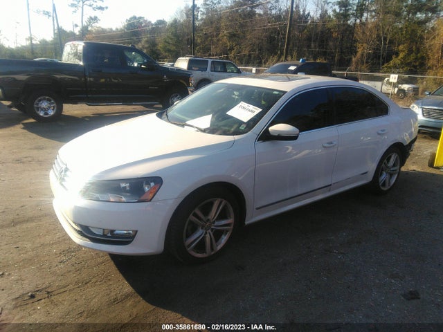 1VWBS7A31FC005023 Volkswagen Passat 1.8t Se W/sunroof & Nav