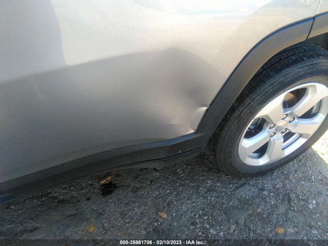 3C4NJDBB8KT683709 Jeep Compass Latitude