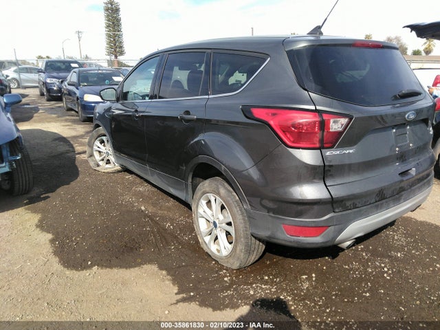 2019 Ford Escape, VIN: 1FMCU0GD2KUA36287