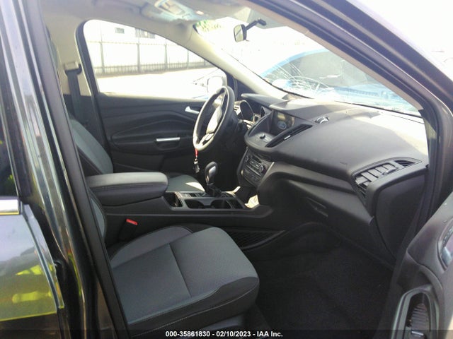 2019 Ford Escape, VIN: 1FMCU0GD2KUA36287