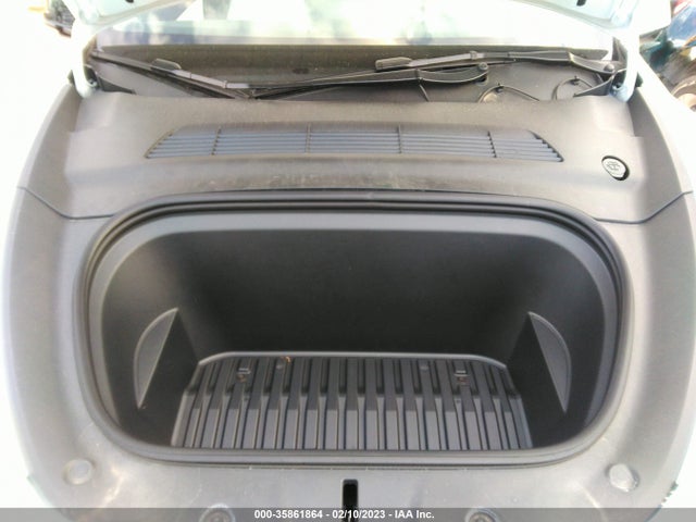 Tesla Model Y Long Range 2022 7SAYGDEE7NF511999 Image 11