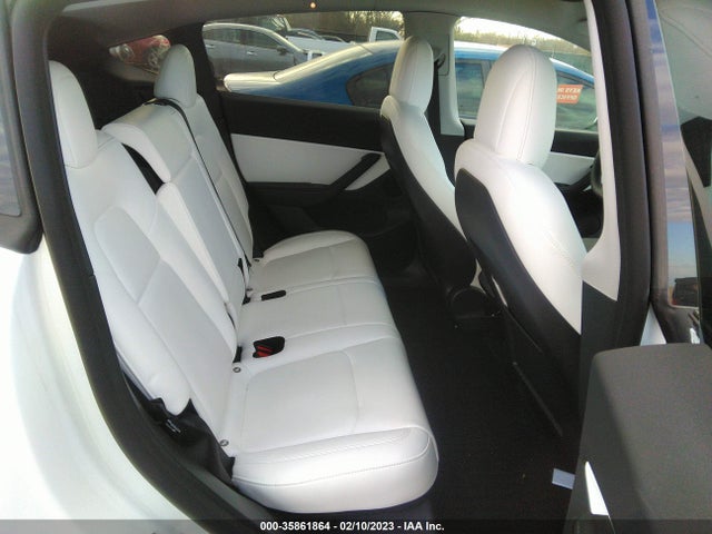 Tesla Model Y Long Range 2022 7SAYGDEE7NF511999 Image 9