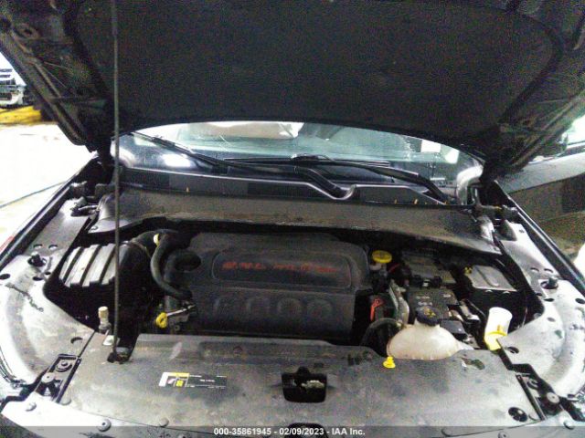 3C4NJDCB2JT479808 Jeep Compass Limited