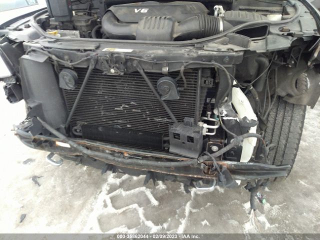 1C4RJFCG0EC502819 Jeep Grand Cherokee Overland