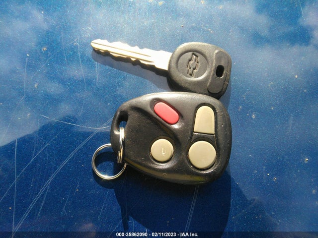 2003 CHEVROLET IMPALA VIN: 2G1WF52EX39285582