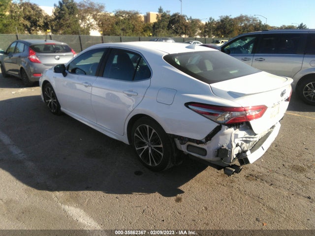 2018 Toyota Camry, VIN: 4T1B21HK0JU510448