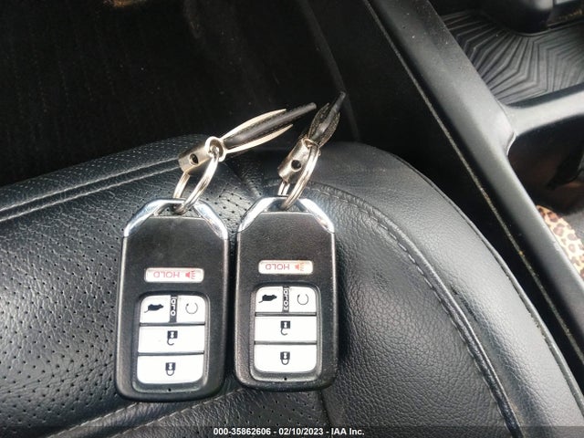 Honda CR-V 2019 2HKRW1H98KH500914 Image 11