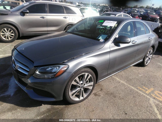 55SWF4JB3HU233480 Mercedes-Benz C-class C 300
