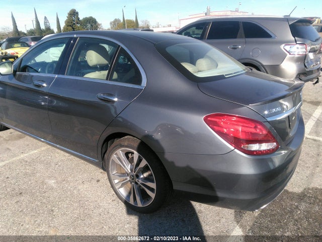 55SWF4JB3HU233480 Mercedes-Benz C-class C 300