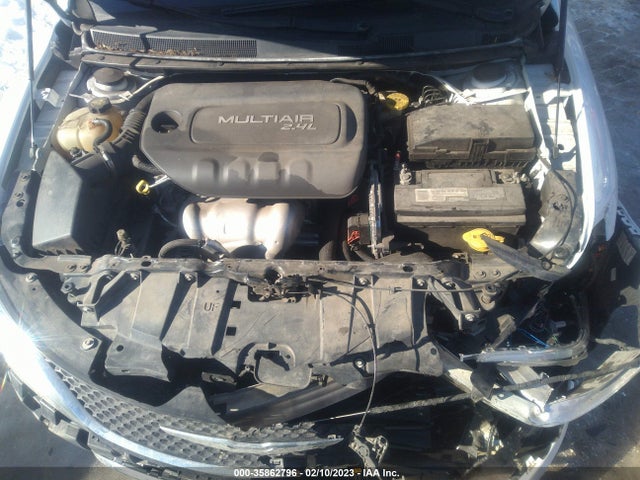 1C3CCCAB5FN718925 Chrysler 200 Limited