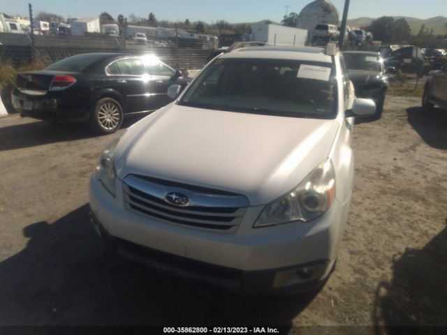 4S4BRBGC2C3236836 Subaru Outback 2.5i Prem