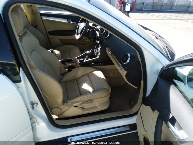 Audi A3 2.0t Premium Plus 2011 WAUKEAFM5BA068170 Image 6