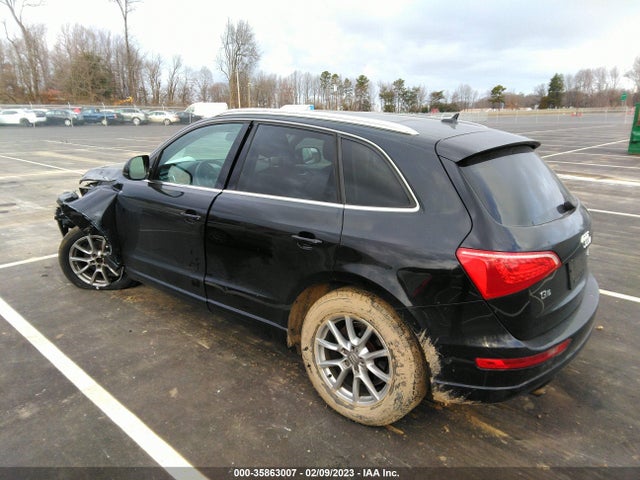 WA1LFAFP3BA005755 Audi Q5 2.0t Premium Plus