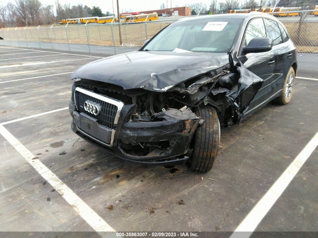WA1LFAFP3BA005755 Audi Q5 2.0t Premium Plus