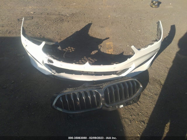BMW 8 Series M850i 2020 WBAGV8C05LBP48761 Image 4