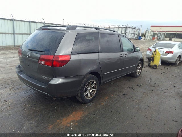 2004 TOYOTA SIENNA XLE VIN: 5TDBA22C34S022313