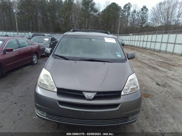 2004 TOYOTA SIENNA XLE VIN: 5TDBA22C34S022313