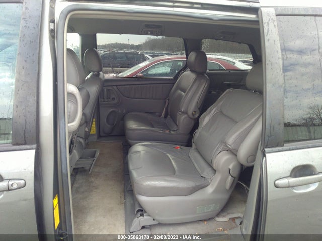 2004 TOYOTA SIENNA XLE VIN: 5TDBA22C34S022313