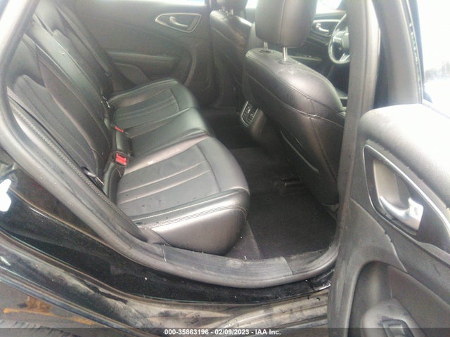 Chrysler 200 Limited Platinum 2017 1C3CCCAB5HN508344 Image 8