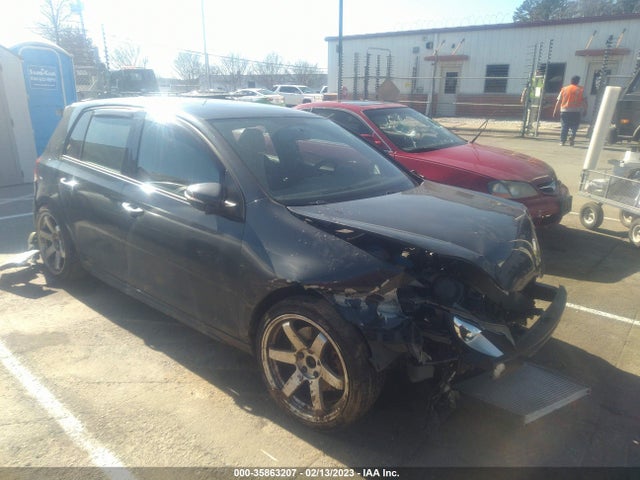 2011 VOLKSWAGEN GTI W/SUNROOF & NAVI VIN: WVWHV7AJ4BW067396