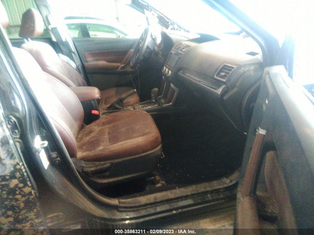 Subaru Forester Touring 2017 JF2SJATC1HH542661 Image 6