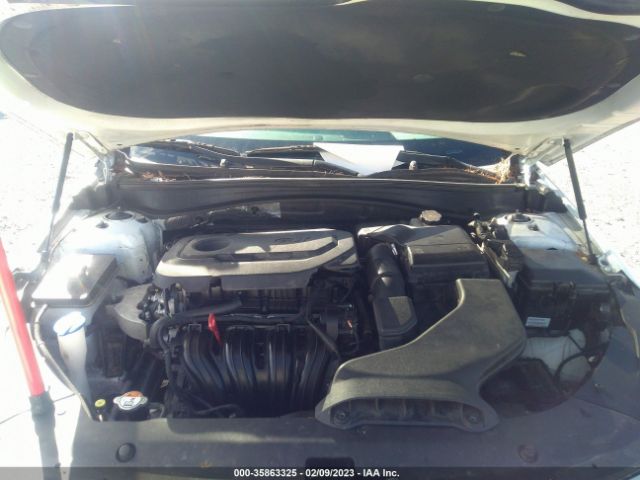 5XXGT4L35GG011541 KIA Optima Lx