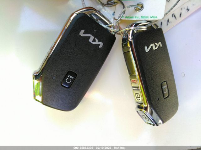 KNDJ33AU7P7847694 KIA SOUL EX