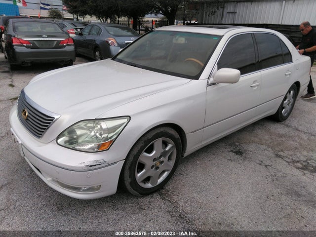 Lexus LS 430 2004 JTHBN36FX40141900 Image 2