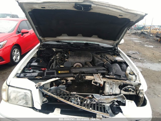 2008 MERCURY GRAND MARQUIS LS VIN: 2MEFM75V78X637619