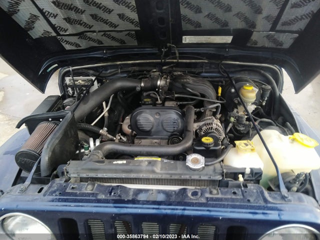Jeep Wrangler 2004 1J4FA29164P700983 Image 10