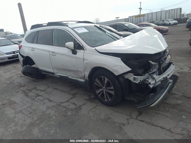 2018 Subaru Outback, VIN: 4S4BSANC6J3214918