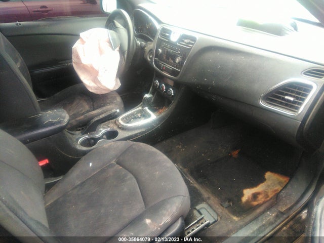 Chrysler 200 LX 2012 1C3CCBABXCN229149 Image 5