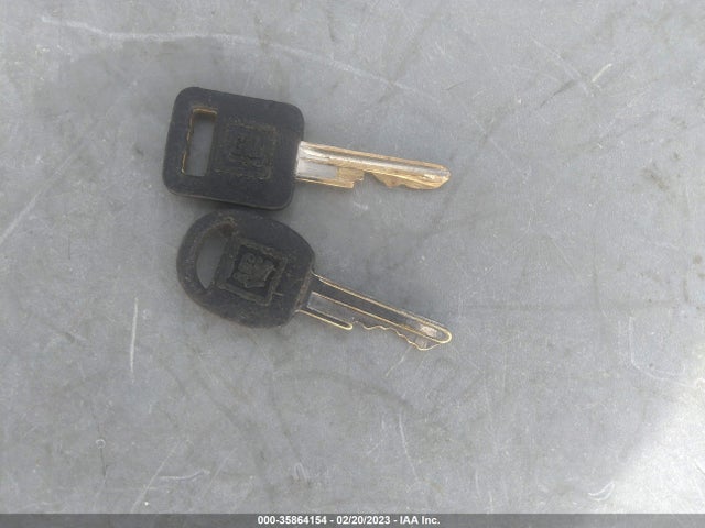 1989 CHEVROLET GMT-400 C1500 VIN: 2GCEC14H1K1182138