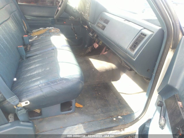 1989 CHEVROLET GMT-400 C1500 VIN: 2GCEC14H1K1182138
