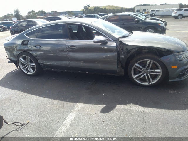 WAUW2AFC0GN020688 Audi S7