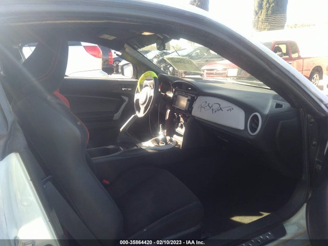 2014 Scion FR-S, VIN: JF1ZNAA19E9701974