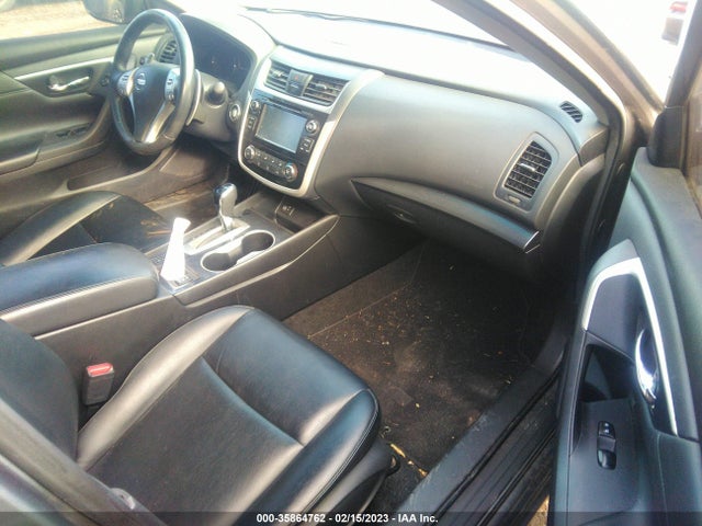 2018 Nissan Altima, VIN: 1N4AL3AP5JC256049