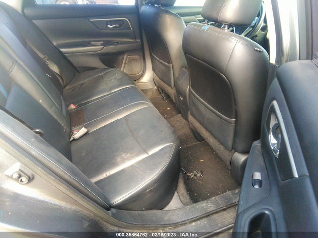 2018 Nissan Altima, VIN: 1N4AL3AP5JC256049