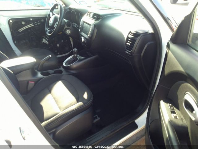 KNDJP3A54J7902803 KIA SOUL +