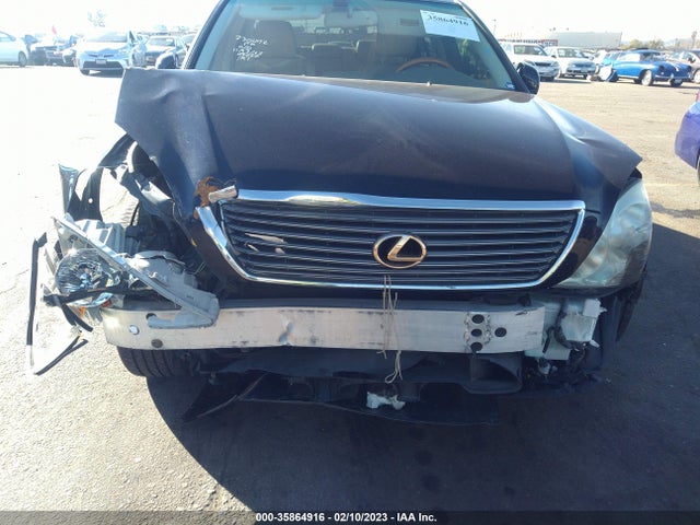 Lexus LS 430 2001 JTHBN30F210031735 Image 8
