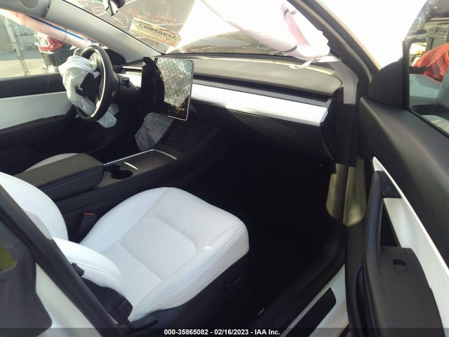 Tesla Model Y Long Range 2021 5YJYGAEE7MF240968 Image 6