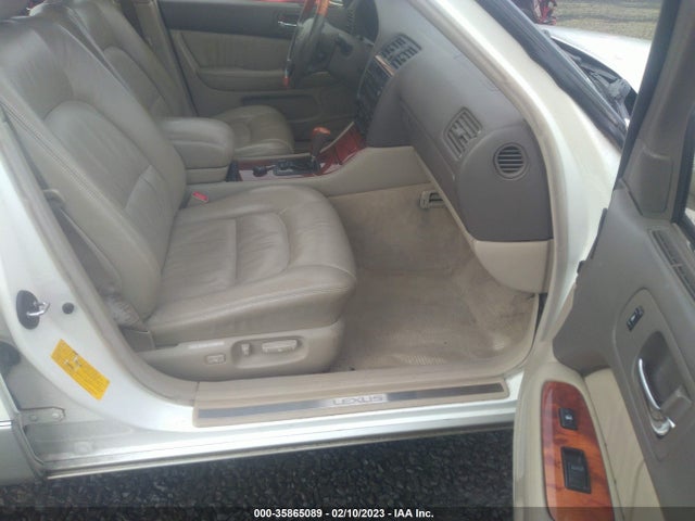 JT8BH28FXX0147957 Lexus LS 400 LUXURY SDN